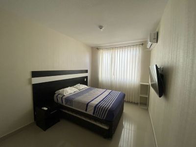 Brand new apartment, 2Hb,A/C, swimming pool, gymnasium