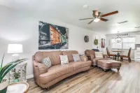 Charming 2-bedroom house in lovely Keller with WiFi, AC Hotels in Keller