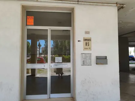 Rondinella apartment 160 mt from the sea. St. Thomas Lido