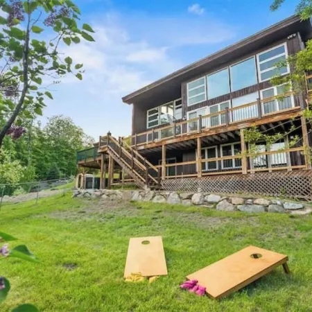 White Mtn Lux Retreat - Hot Tub, Sauna & Game Room