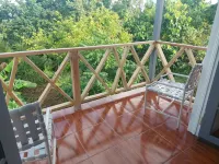 Views from every angle - 2nd floor cozy villa