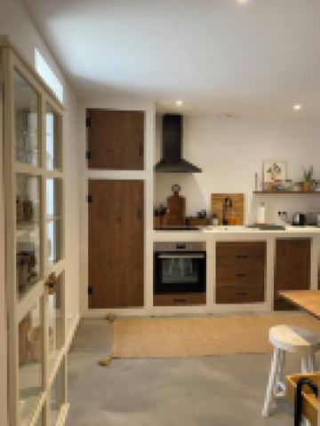 Cosy, central apartment a stone's throw from the belfry