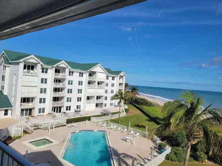 Beachfront Condo  2-bedroom in fabulous Vero Beach with Gym and Heated Pool.