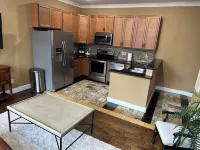 Cozy 2-Bedroom Suite w/ King Bed