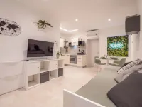 Apartment equipped with all amenities for your trip between the sea and the mountains