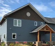 Gorgeous large 2-bdrm w'mtn views, lg yard, fire pit in delightful Anchor Point Hotels in Anchor Point