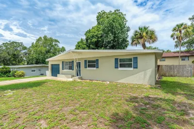 Daytona's Dual Delight: Beach & Speedway Access Hotels near PEGCO, Inc.