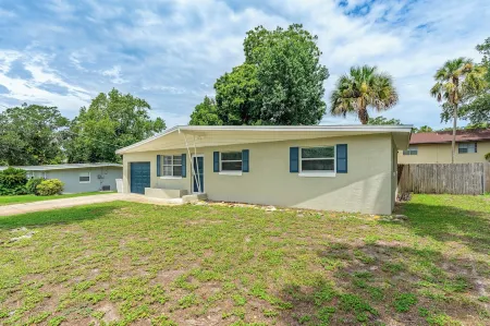 Daytona's Dual Delight: Beach & Speedway Access