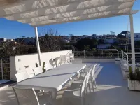 Elegant and comfortable apartment with terrace and swimming pool