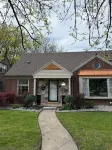 Spacious 4-bedroom house in lovely Dearborn