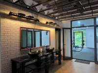 Cat Ba Wistaria Hotel - Pool & Massage Hotel a Cát Hải