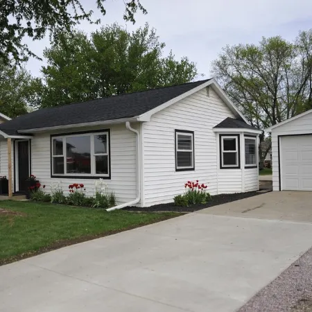 Raider Roost-Putting Green/Fire Pit/ Game Room Close to NWC & Downtown! Отели в г. Су