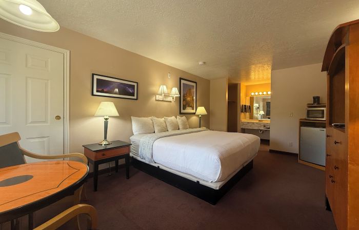 Cathedral Valley Inn
