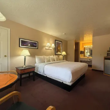 Cathedral Valley Inn