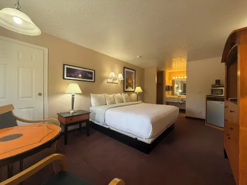 Cathedral Valley Inn