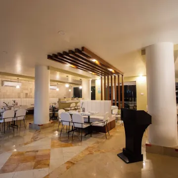 Coral Island Beach View Hotel