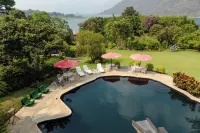โรงแรม โทลิมัน - ที่มีสระว่ายน้ำ