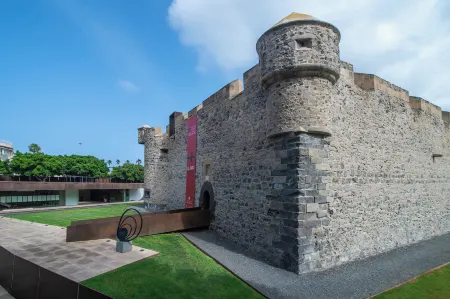 Hotel Puerto de la Luz Отели в г. Лас-Пальмас