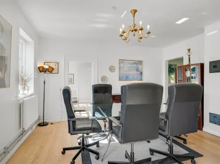 "Ejnarine" - 600m to the Fjord Отели в г. Farso