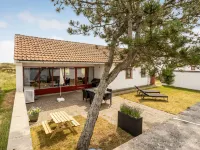 "Aike" - 1km from the Sea