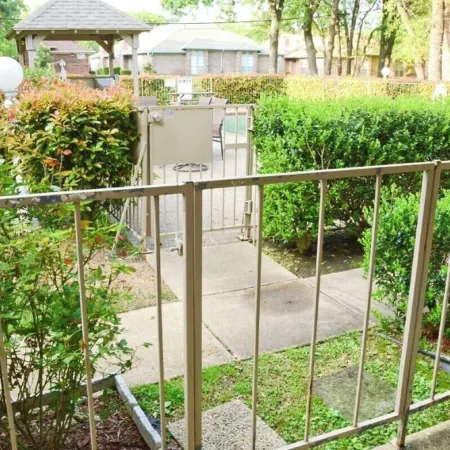 I20 – World Cup Stay - 18 Min to at&T - Sleeps 4 - Public Transit