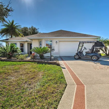 Sunny Home in the Villages w/ Golf Cart!