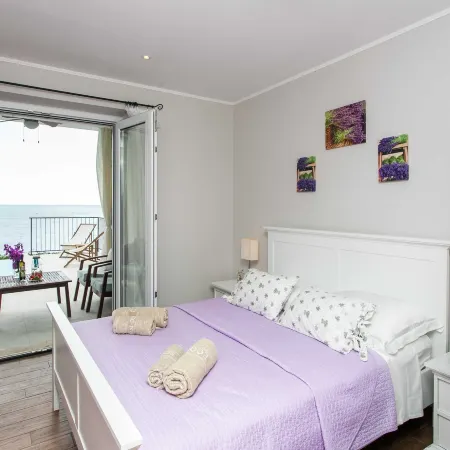 Villa Mirjana - Standard Studio Apartment with Terrace and Sea View (Lavanda)