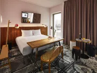 Mama Shelter Luxembourg Hotel a Findel