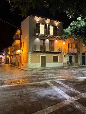 A stone's throw from the Scala dei Turchi, you will be welcomed into the heart of Realmonte.