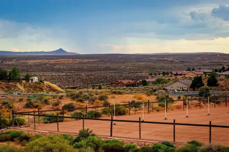 Beautiful Secluded Casita Close to Zion Pool Fire Pit Patio, This Is YOUR Place!