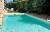 아도니스 아크 호텔 액스