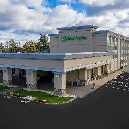 Holiday Inn & Suites Boston-Peabody by IHG