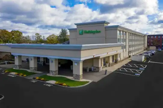 Holiday Inn & Suites Boston-Peabody by IHG