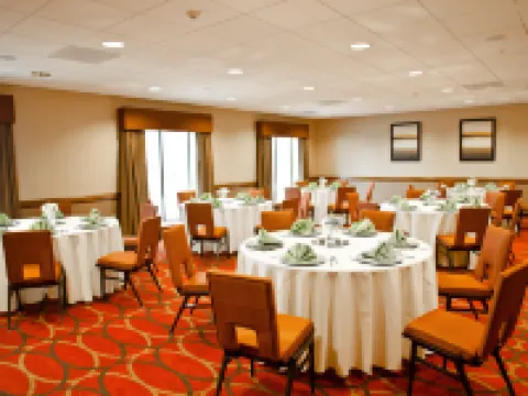 Hampton Inn & Suites Salinas Hoteles en Salinas