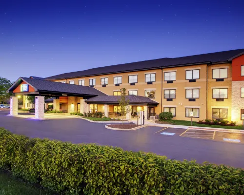 Holiday Inn Express & Suites AURORA - NAPERVILLE by IHG Hotels in Kane County