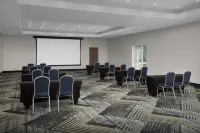 Holiday Inn Express & Suites BIRMINGHAM NORTH - FULTONDALE by IHG - Parkering