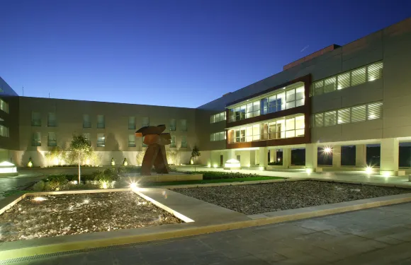 佑洛斯塔斯酒店