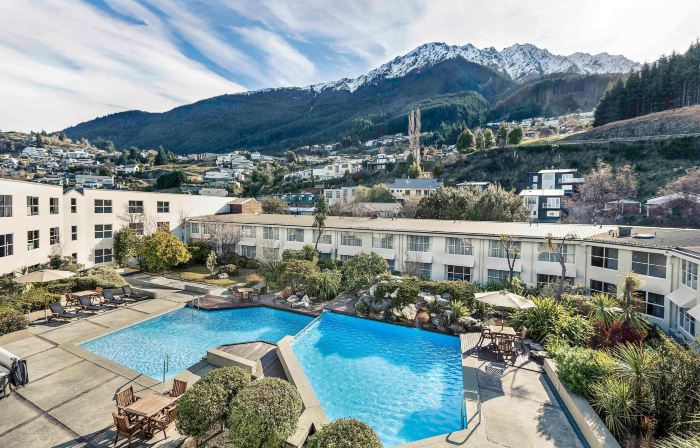 Mercure Queenstown Resort