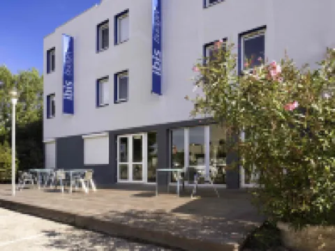 Ibis Budget Arles Sud Fourchon โรงแรมในอาร์ล