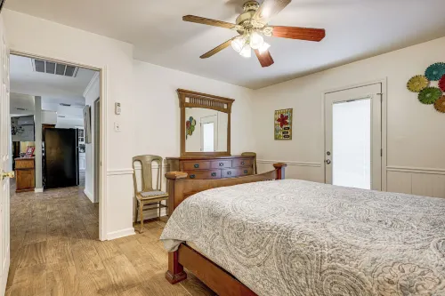 Charming Lake Retreat w/ Patio & Boat Parking! - Parkplatz