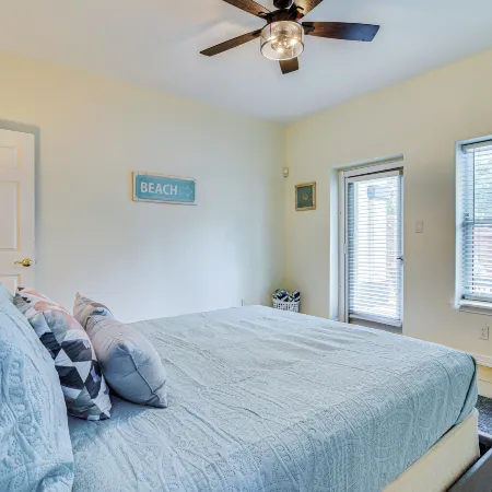 Steps to Beach: Oceanside Townhome w/ Heated Pool