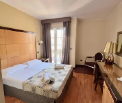 Regent Beach Hotel & Apartments