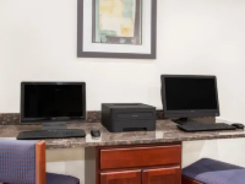 Super 8 by Wyndham Cedar Falls IA - University Hoteles en Cedar Falls