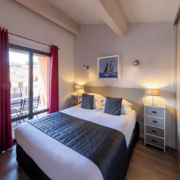 Appartements Hôtel le Madeloc