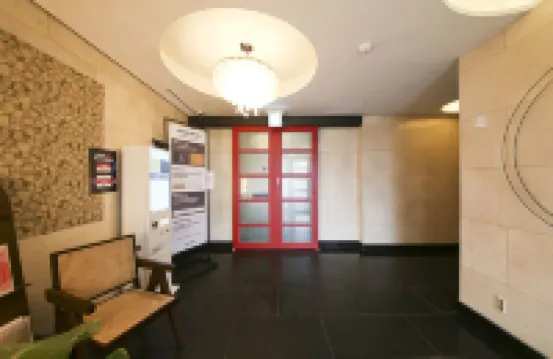 waltz hotel