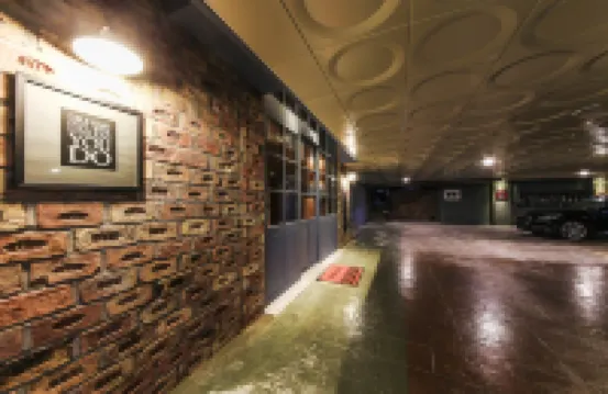 水原市政廳站Soseol Smith飯店