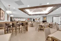 Best Western Plus the Charles Hotel - parking
