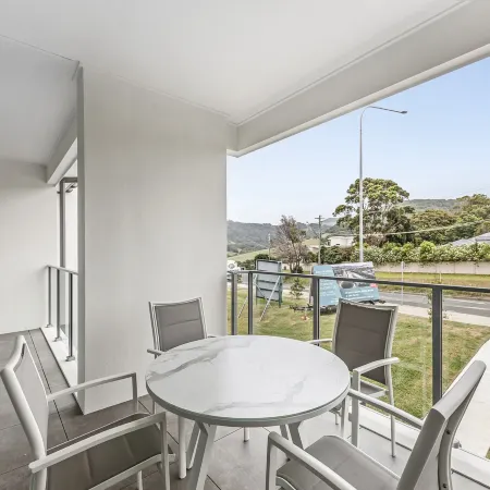 First Floor 3-Bed Stunning Unit by The Ocean