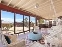 Euphorbia House - Fire Pit, Ping Pong, Tether Ball & Dark Skies 3 Bedroom Home by RedAwning Hotels in Yucca Valley