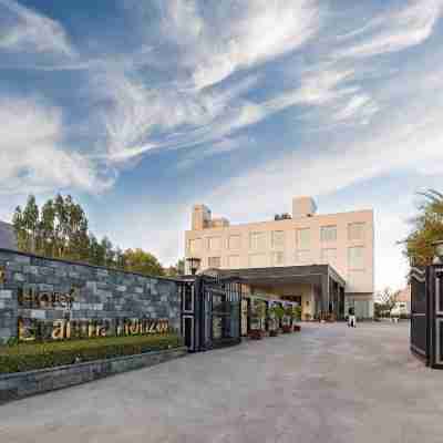 Hotel Brahma Horizon Hotel Exterior